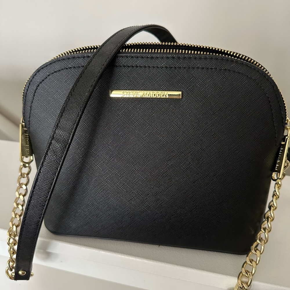 Steve Madden black purse